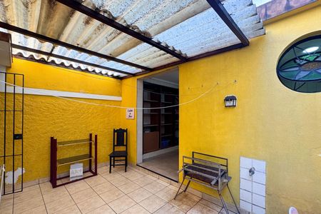 Casa para alugar com 55m², 1 quarto e sem vaga Casa para alugar com 55m², 1 quarto e sem vagaQuintal