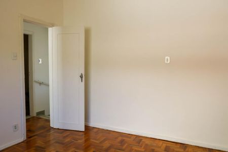 Casa de condomínio para alugar com 150m², 3 quartos e 3 vagas Casa de condomínio para alugar com 150m², 3 quartos e 3 vagasQuarto 1 - 2º Pavimento