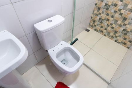 Casa para alugar com 49m², 1 quarto e sem vaga Casa para alugar com 49m², 1 quarto e sem vagaBanheiro