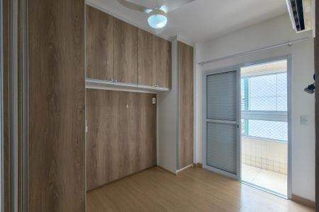 Suíte 1 de apartamento para alugar com 2 quartos, 74m² em Aviação, Praia Grande