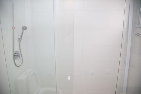 Banheiro de serviço de apartamento para alugar com 3 quartos, 570m² em Setor Marista, Goiânia