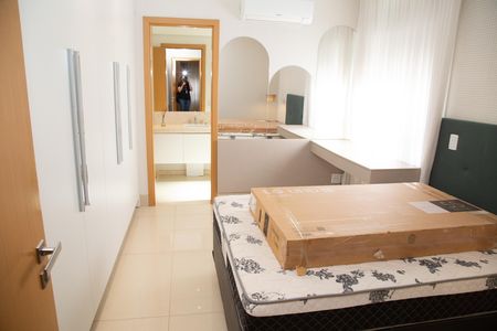 Apartamento à venda com 570m², 3 quartos e 4 vagas Apartamento à venda com 570m², 3 quartos e 4 vagasSuíte