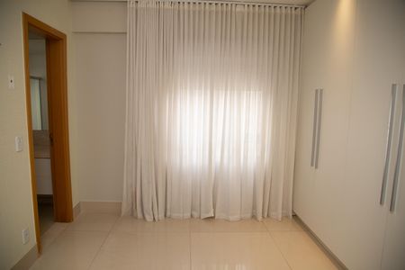 Apartamento à venda com 570m², 3 quartos e 4 vagas Apartamento à venda com 570m², 3 quartos e 4 vagasSuíte
