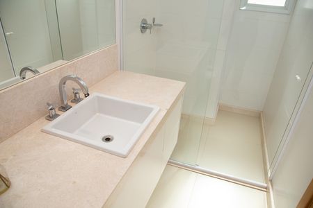 Apartamento à venda com 570m², 3 quartos e 4 vagas Apartamento à venda com 570m², 3 quartos e 4 vagasBanheiro da Suíte 2