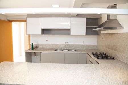 Apartamento à venda com 570m², 3 quartos e 4 vagas Apartamento à venda com 570m², 3 quartos e 4 vagasCozinha