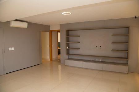 Apartamento à venda com 570m², 3 quartos e 4 vagas Apartamento à venda com 570m², 3 quartos e 4 vagasSala