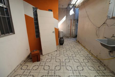 Área de Serviço de casa para alugar com 1 quarto, 50m² em Vila Terezinha, São José dos Campos