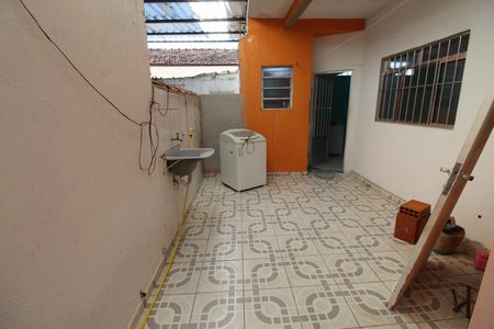 Casa para alugar com 50m², 1 quarto e 1 vagaÁrea de Serviço