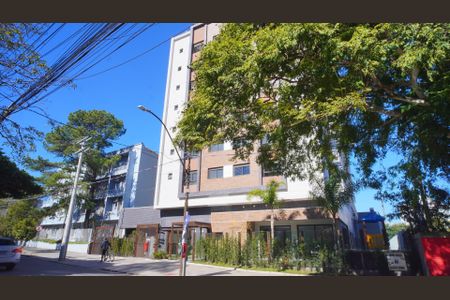 Apartamento à venda com 64m², 2 quartos e 1 vaga Apartamento à venda com 64m², 2 quartos e 1 vagaFachada