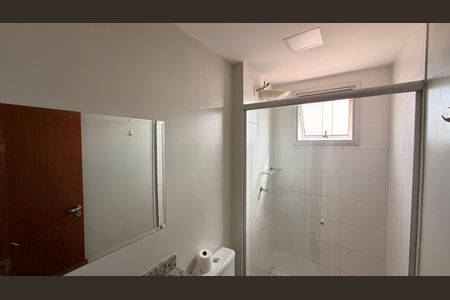 Banheiro Social de apartamento para alugar com 3 quartos, 65m² em Vila Alzira, Aparecida de Goiânia