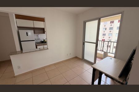 Apartamento para alugar com 3 quartos, 65m² em Vila Alzira, Aparecida de Goiânia