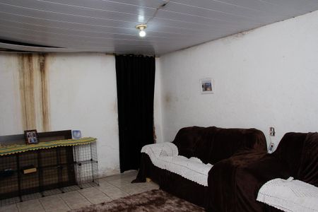 Casa à venda com 4 quartos, 180m² em Vila Antonieta, São Paulo