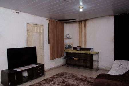 Casa à venda com 4 quartos, 180m² em Vila Antonieta, São Paulo