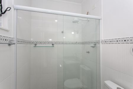 Casa à venda com 180m², 2 quartos e 2 vagas Casa à venda com 180m², 2 quartos e 2 vagasBanheiro 2
