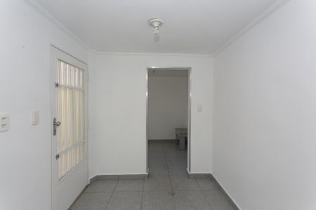 Casa à venda com 180m², 2 quartos e 2 vagas Casa à venda com 180m², 2 quartos e 2 vagasÁrea de Serviço