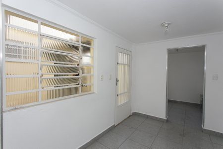Casa à venda com 180m², 2 quartos e 2 vagas Casa à venda com 180m², 2 quartos e 2 vagasÁrea de Serviço