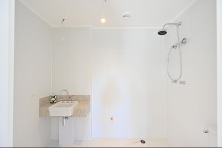 Banheiro Social de apartamento para alugar com 1 quarto, 54m² em Vila Clementino, São Paulo