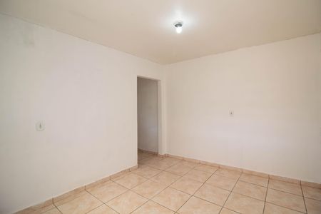 Casa para alugar com 2 quartos, 150m² em Jardim Santa Barbara, Guarulhos