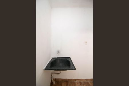 Área de Serviço de casa para alugar com 2 quartos, 150m² em Jardim Santa Barbara, Guarulhos