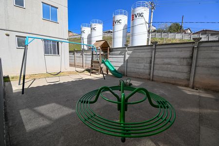 Apartamento à venda com 55m², 2 quartos e 1 vaga Apartamento à venda com 55m², 2 quartos e 1 vagaÁrea comum - Playground