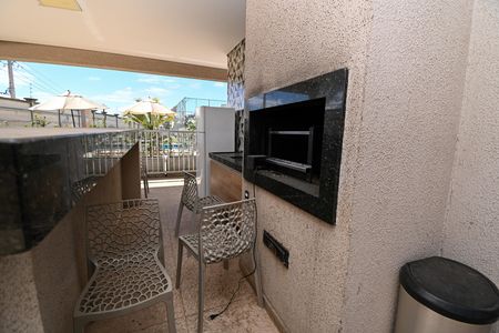 Apartamento à venda com 55m², 2 quartos e 1 vaga Apartamento à venda com 55m², 2 quartos e 1 vagaÁrea comum - Churrasqueira