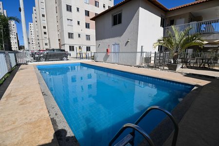 Apartamento à venda com 55m², 2 quartos e 1 vaga Apartamento à venda com 55m², 2 quartos e 1 vagaÁrea comum - Piscina