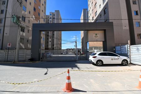 Apartamento à venda com 55m², 2 quartos e 1 vaga Apartamento à venda com 55m², 2 quartos e 1 vagaFachada e portaria