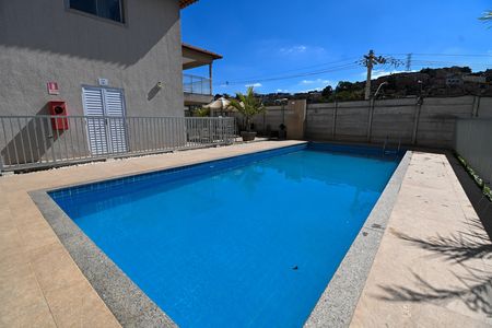 Apartamento à venda com 55m², 2 quartos e 1 vaga Apartamento à venda com 55m², 2 quartos e 1 vagaÁrea comum - Piscina