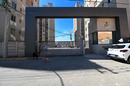 Apartamento à venda com 55m², 2 quartos e 1 vaga Apartamento à venda com 55m², 2 quartos e 1 vagaFachada e portaria