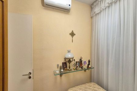 Apartamento à venda com 76m², 3 quartos e 2 vagasQuarto 1 