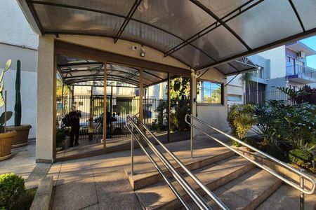 Apartamento à venda com 76m², 3 quartos e 2 vagasFachada e Portaria