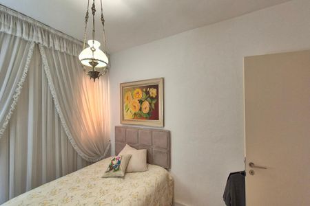 Apartamento à venda com 76m², 3 quartos e 2 vagasQuarto 3 - Suíte