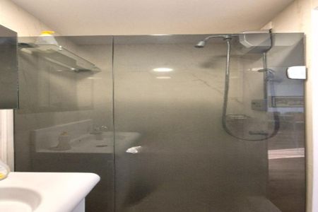 Apartamento à venda com 76m², 3 quartos e 2 vagasBanheiro