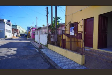 Casa para alugar com 35m², 2 quartos e sem vaga Casa para alugar com 35m², 2 quartos e sem vagaFachada e placa