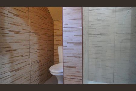 Casa para alugar com 35m², 2 quartos e sem vaga Casa para alugar com 35m², 2 quartos e sem vagaBanheiro