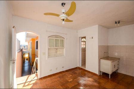 Casa para alugar com 160m², 4 quartos e 2 vagas Casa para alugar com 160m², 4 quartos e 2 vagasEdícula - Cozinha