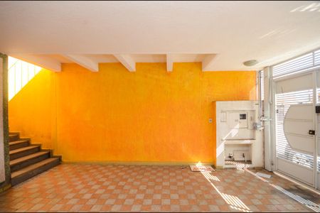 Casa para alugar com 160m², 4 quartos e 2 vagas Casa para alugar com 160m², 4 quartos e 2 vagasGaragem