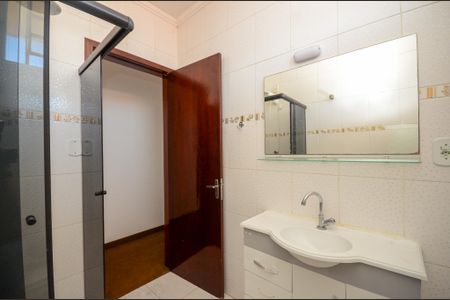 Casa para alugar com 160m², 4 quartos e 2 vagas Casa para alugar com 160m², 4 quartos e 2 vagasBanheiro
