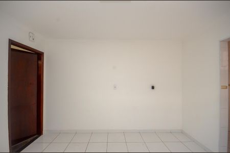 Casa para alugar com 160m², 4 quartos e 2 vagas Casa para alugar com 160m², 4 quartos e 2 vagasSala de Jantar