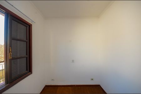 Casa para alugar com 160m², 4 quartos e 2 vagas Casa para alugar com 160m², 4 quartos e 2 vagasQuarto 2