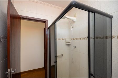 Casa para alugar com 160m², 4 quartos e 2 vagas Casa para alugar com 160m², 4 quartos e 2 vagasSuíte - Banheiro