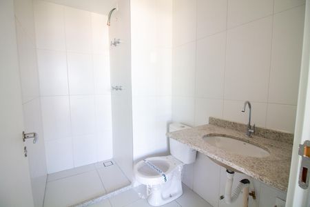 Banheiro de kitnet/studio à venda com 1 quarto, 26m² em Cidade Monções, São Paulo