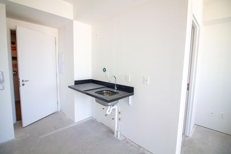 Cozinha de kitnet/studio à venda com 1 quarto, 26m² em Cidade Monções, São Paulo