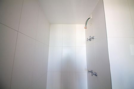 Banheiro de kitnet/studio à venda com 1 quarto, 26m² em Cidade Monções, São Paulo