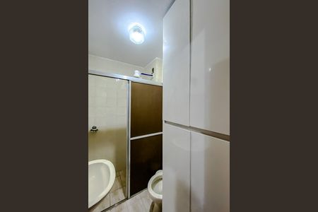 Banheiro de kitnet/studio para alugar com 1 quarto, 36m² em Vila Prudente, São Paulo