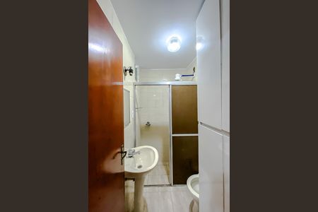 Banheiro de kitnet/studio para alugar com 1 quarto, 36m² em Vila Prudente, São Paulo