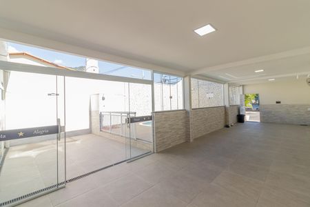 Casa para alugar com 225m², 3 quartos e 1 vaga Casa para alugar com 225m², 3 quartos e 1 vagaGaragem