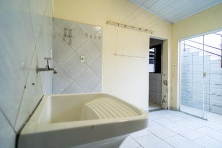 Casa para alugar com 211m², 3 quartos e 1 vaga Casa para alugar com 211m², 3 quartos e 1 vagaÁrea de Serviço