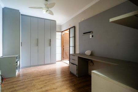 Casa para alugar com 211m², 3 quartos e 1 vaga Casa para alugar com 211m², 3 quartos e 1 vagaQuarto 1