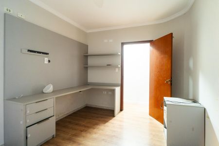 Casa para alugar com 211m², 3 quartos e 1 vaga Casa para alugar com 211m², 3 quartos e 1 vagaQuarto 1